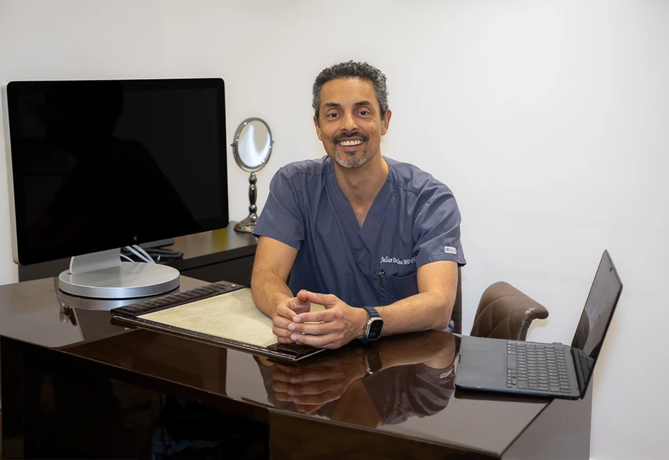 Meet Dr. De Silva